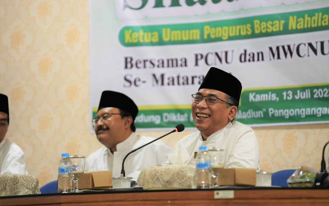 KH. YAHYA CHOLIL STAQUF PAPARKAN PEMBARUAN ORGANISASI NAHDLATUL ULAMA (NU) DALAM ACARA SILATURAHMI