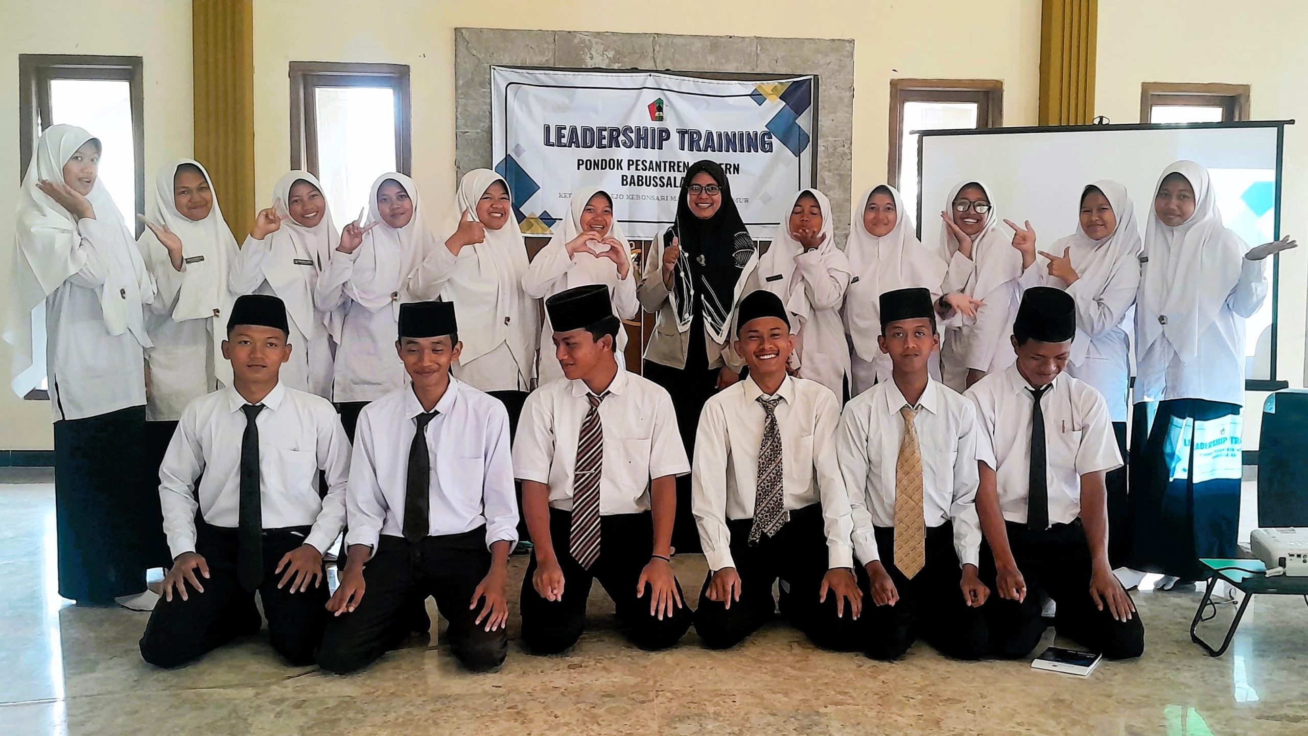 Aswaja Center STAINU Madiun Dorong Kepemimpinan Santri di Babussalam
